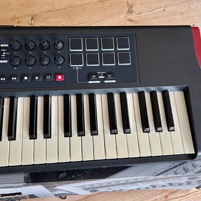 Novation Impulse 61 MIDI Keyboard Controller 2011 - Present - Gray image 4