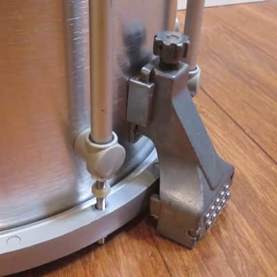Yamaha 13" Marching Snare Drum - Silver Finish - Good Condition. image 9