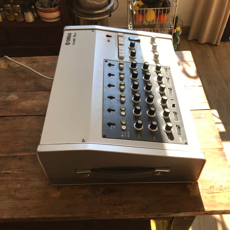 Rare Yamaha Ensemble Mixer EM-90 (Built-in Spring Reverb & Unique