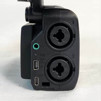 Zoom Q8 Handy Video Recorder, HD Video / Four Track Audio Recorder image 5