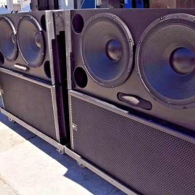 Meyer Sound 700-HP Dual 18" Powered Subwoofers * ONE * image 1