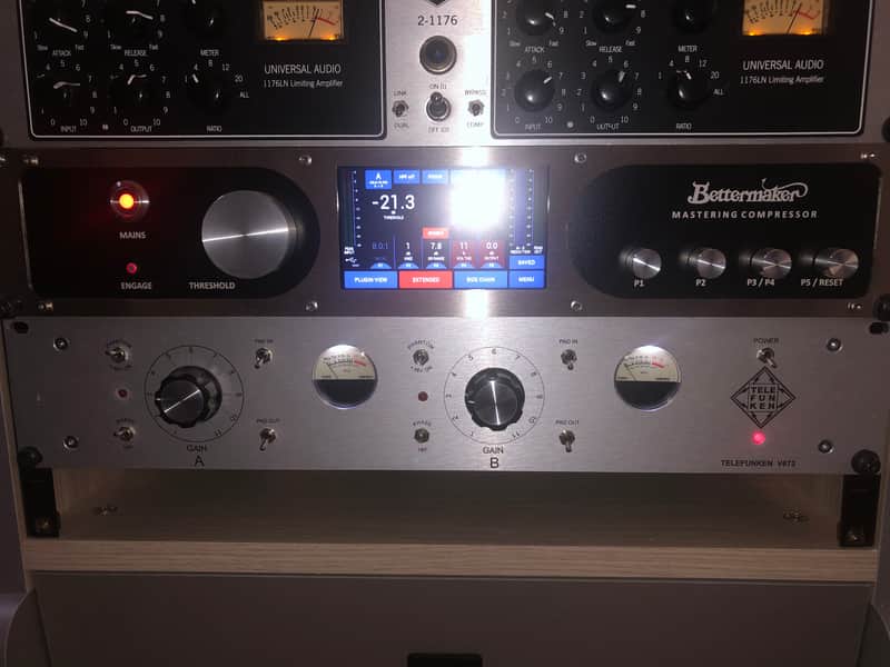 Telefunken v672 image 1