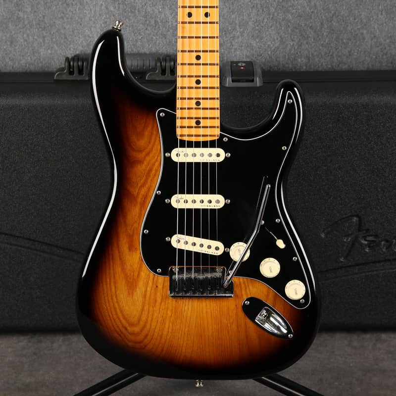 Fender American Ultra Luxe Stratocaster | Reverb UK