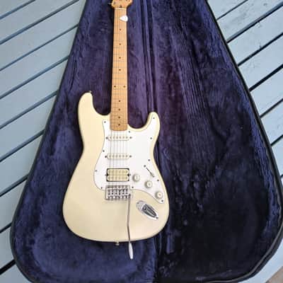 1993 Korean Squier-Fender Stratocaster image 2