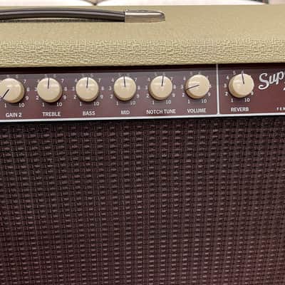 Fender Super-Sonic Twin 2-Channel 100-Watt 2x12" Guitar Combo 2011 - 2014 - Blonde image 3