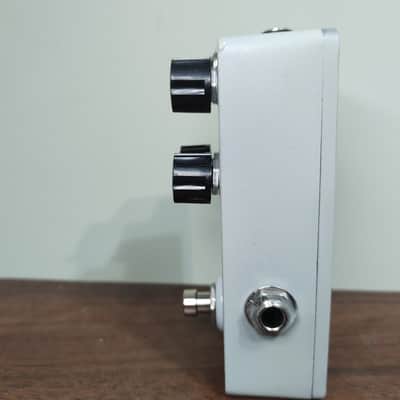 Acid Leak - Handmade, raw transistor Bass Distortion image 3