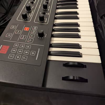 Sequential Prophet 600 1982-1984 - Black image 2