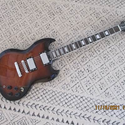 Firefly FFLG  SG Style, 2021, Cobra Burst image 9