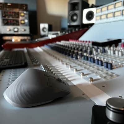 Rupert Neve Designs 5088 Discrete High Voltage Console image 3