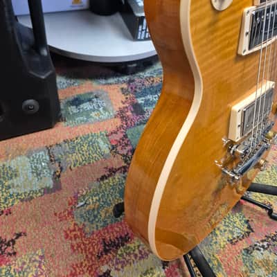 Gibson standard les paul 2019 - Trans amber AAA SUPER UPGRADED W/HARDCASE image 3