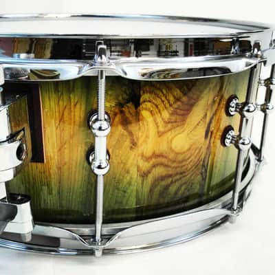 HHG Drums 14x5.5 White Oak Stave Snare, Natural To Green High Gloss Burst image 3