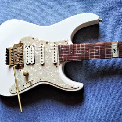 Fernandes LA-80KK - Ken Kitamura signature (L'Arc-en-Ciel) - Pearl White image 1