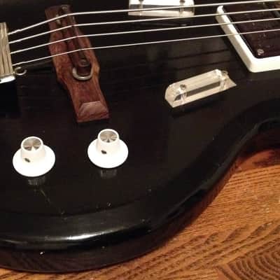 Vintage short-scale Supro Pocket Bass w/ OHSC image 9