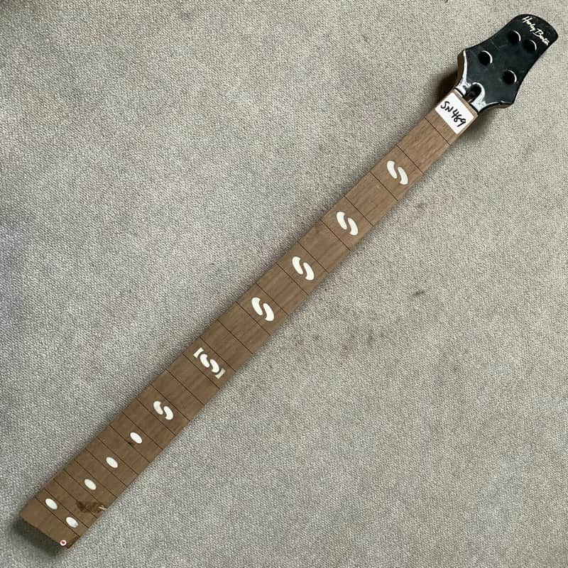 Harley Benton 4 String Bass Maple Neck, 24 Frets Rosewood Fingerboard image 1