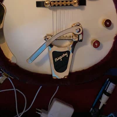 Gretsch Penguin Vintage White G6134T-58 Vintage Select '58 with Bigsby 2018 image 2