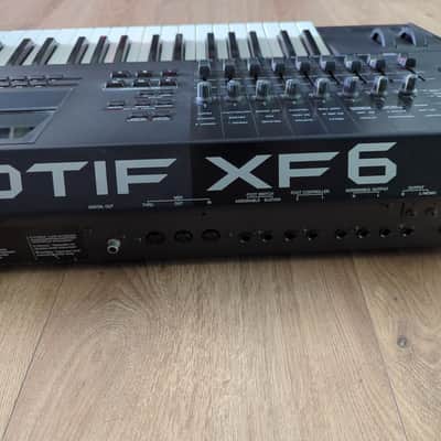 Yamaha Motif XF 6 Synthesizer with 1GB Flash image 7