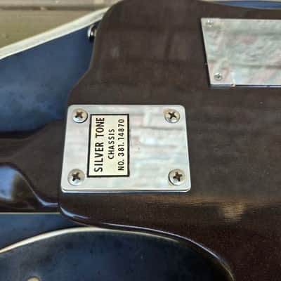 Vintage 1960's Silvertone (Teisco) 1487 Built-In Amplifier Electric Guitar w/ Original Gig Bag! image 12
