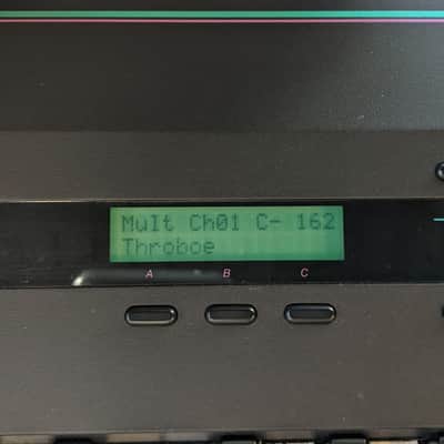 Kurzweil K1000 SE (Special Edition) 76 Note Synthesizer image 2