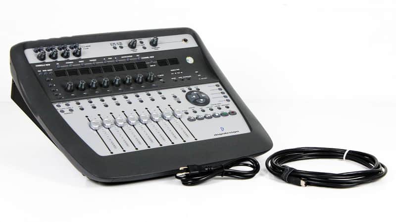 Digidesign 002 Console Firewire Audio Interface with Control Surface image 2