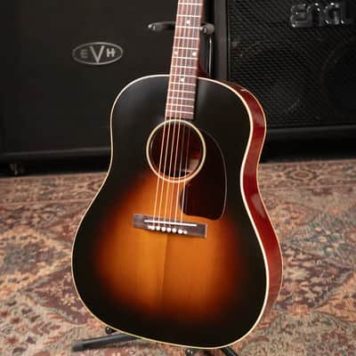 Gibson Custom Shop 1942 Banner J-45 Acoustic Guitar - Vintage Sunburst with Hardshell Case image 12