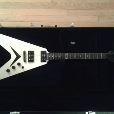 Dean Flying V- USA Metallic White image 4