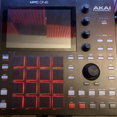 Akai MPC One Standalone MIDI Sequencer 2020 - Present - Black image 2