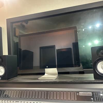 Yamaha HS5 5
