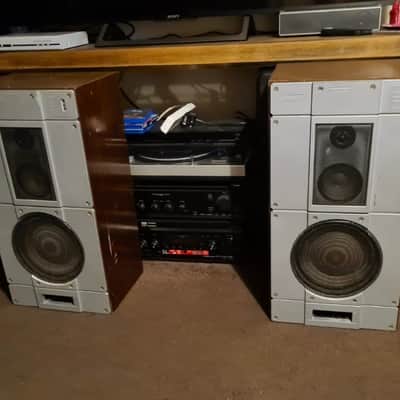 Radiotehnika S90B 1980 - Wood and plastic image 3
