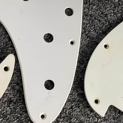 Unknown Lot of 23 misc. Strat/Tele Pickguards - Black/White/Mint/Green/Cream etc. image 9
