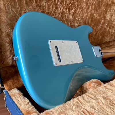 Rare Mint 1997 USA Hot Rodded Fender Roadhouse Stratocaster with Custom Shop Texas Specials, Shallers, VIDEO! image 15