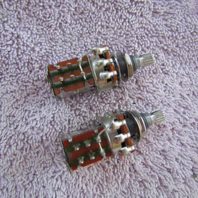 Unlabeled Push Pull Pots Set Of 2 Used Push Pull Pots Luthier Supplies Used But Clean image 2