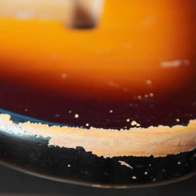 Freakaster Stratocaster Relic Body 3 Tone Sunburst image 12