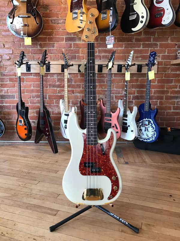 Fender Precision Bass P 1988 American Vintage Reissue Mary Kay Blonde AVRI Corona image 1