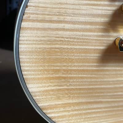 LP Style Electric Guitar - Gold Hardware W/ Flamed Maple Top image 7