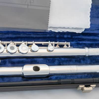 Gemeinhardt 3SB Intermediate Flute *All Solid Silver *B-foot *Open-hole *Cleaned & Serviced image 2