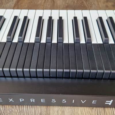 Expressive E Osmose 49-Key 24-Voice Polyphonic Synthesizer 2022 - Present - Black image 7