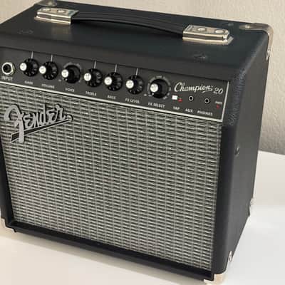 Fender Champion 20 Amp - Super Clean! image 3