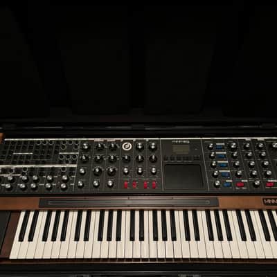 Moog Minimoog Voyager XL 61-Key Monophonic Synthesizer 2010 - Black with Wood Cabinet