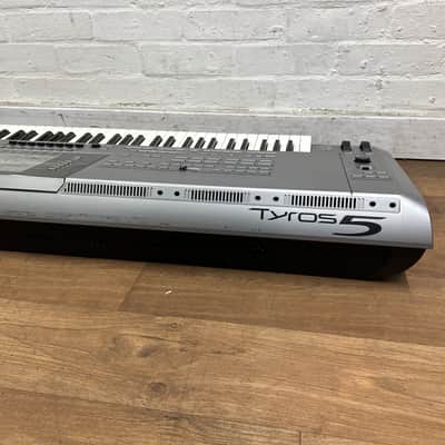 Yamaha Tyros 5 76 Keyboard With Speaker System; Serial No: BAVY01005 | Second Hand image 11