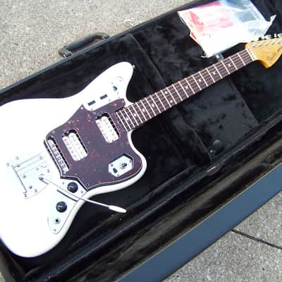Fender Classic Player Jaguar HH, Hard Case, Kurt Cobain Switch, 2 pickguards, Sperzel Tuners image 11