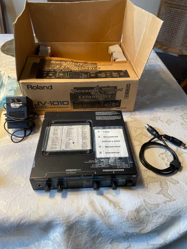 Roland JV-1010 64-Voice Synth Sound Module – Original Box + Roland Power Supply image 1