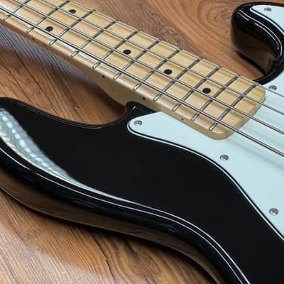 Fender Player Jazz Bass - Black image 9