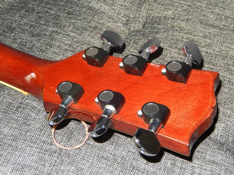 MADE IN JAPAN - CHAKI W50 1975 - MAGNIFICENT - GIBSON CLASS