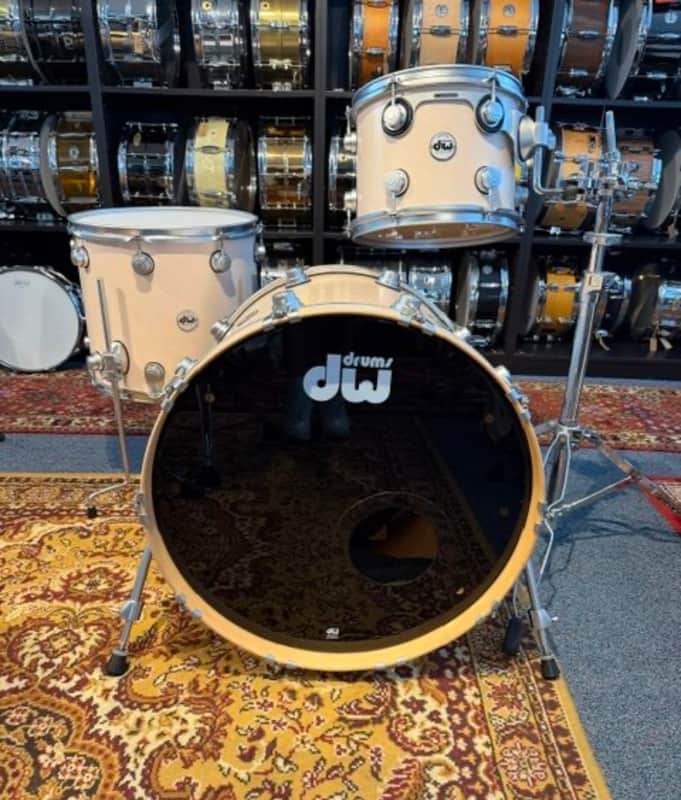 DW Collectors - Satin oil white wash image 1