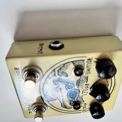 TRC Mouthbreather 2013 - Vintage white image 2