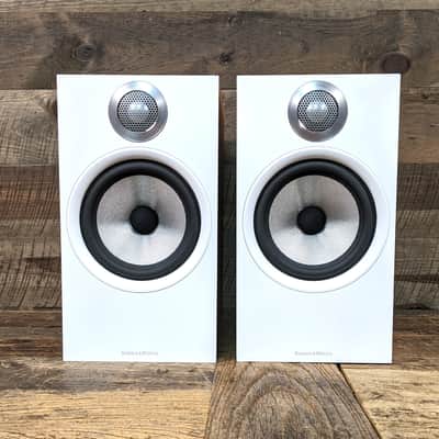 B&W Bowers And Wilkins 606 S2 Anniversary Ed. Speakers - White/Oak - Open Box image 2