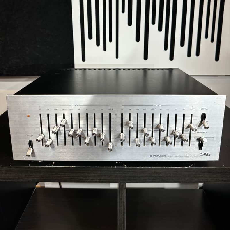 Vintage Pioneer SG-9500 Graphic Equalizer Silver - Tested and Working
