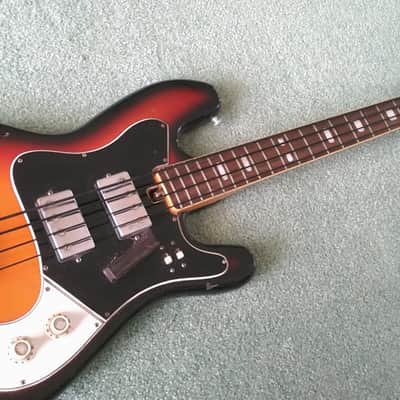 Univox Deluxe Two-Pickup Bass 1971-1975 teisco / kawai mij image 1