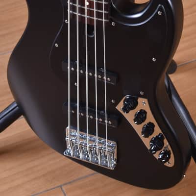 Sire Marcus Miller V3 5 Black Satin image 3