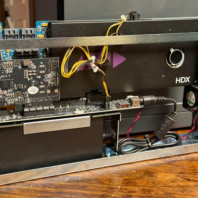 Avid HDX PCIE card and Thunderbolt Chassis image 2